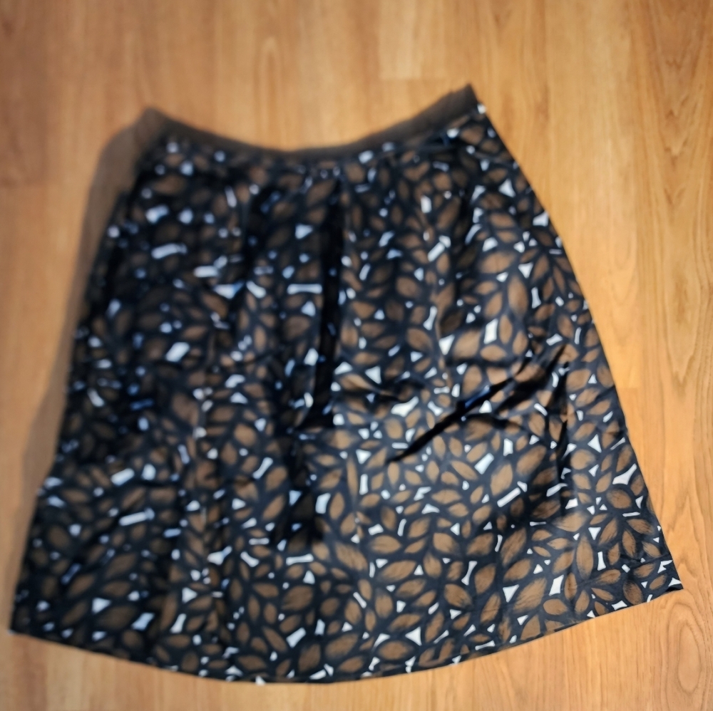 EQ IQ Skirt